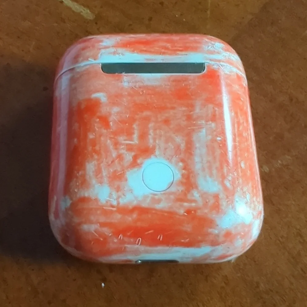 🎧 Apple AirPods (2nd Generation) - Custom Painted Charging Case